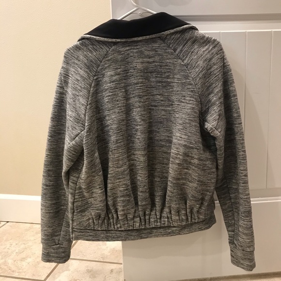 Lululemon jacket - Picture 2 of 5